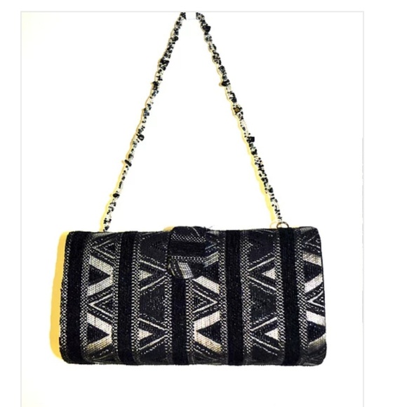 Beaded Bag - Picture 2 of 3